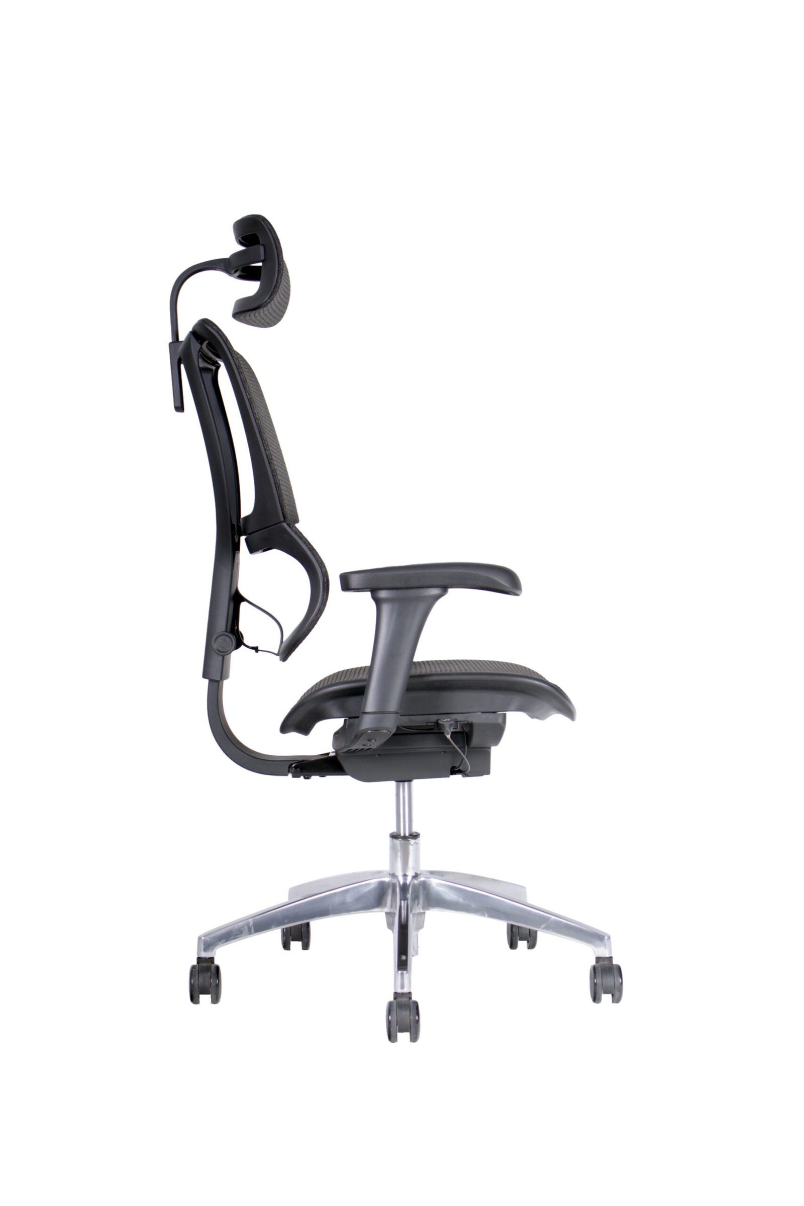 Silla Gerencial 100 Black vista lateral – soporte lumbar regulable y asiento desplazable.